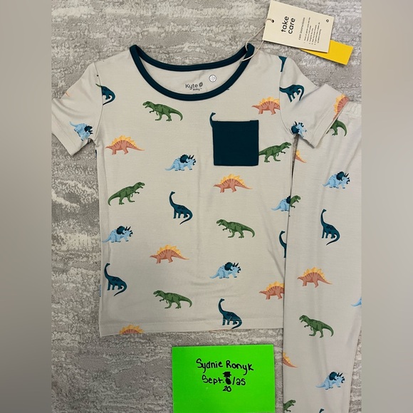 5T Kyte Ecru Dino Pajama Set - Picture 2 of 3